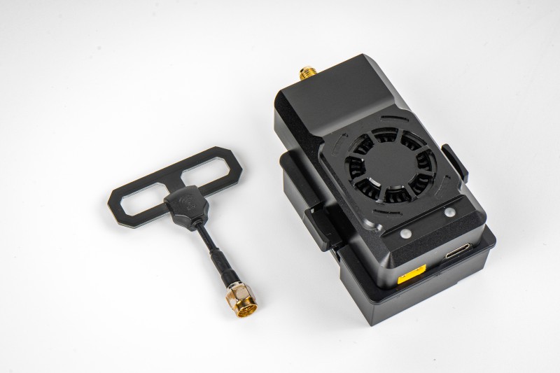 ExpressLRS ELRS TX Module 2.1G/2.4G/2.6G 2000mW Long Range Transmitter for JR Port RC FPV Drone photo 2
